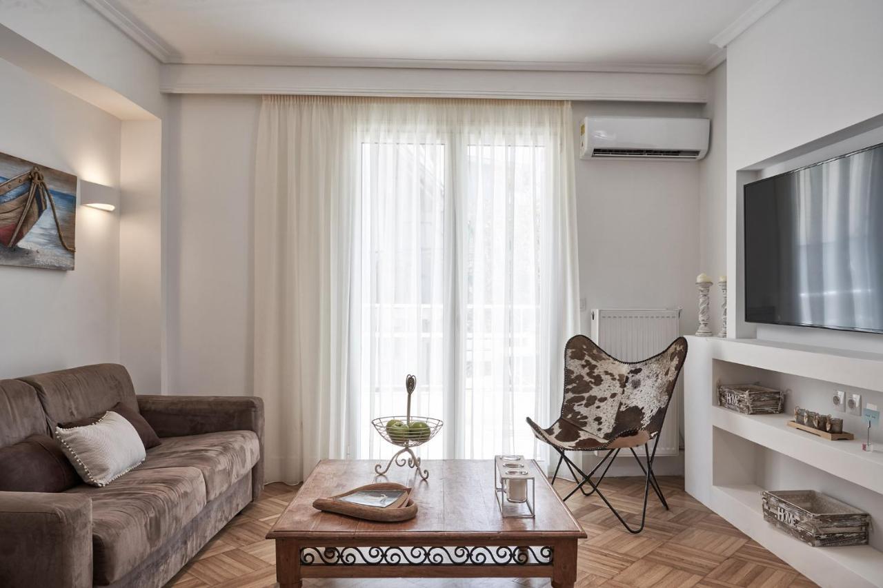 Marvelous N Bright Apt Next To Megaro Mousikis アテネ エクステリア 写真